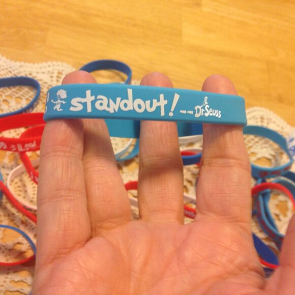 Party Favors / Stocking Stuffers Bundle - Dr. Seuss bracelets - Picture 4 of 10